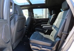 2022 Cadillac Escalade Premium Luxury - Thumbnail 27