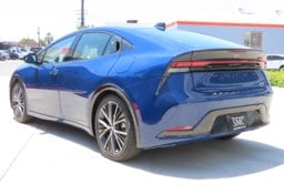2026 Toyota Prius Limited - Thumbnail 8