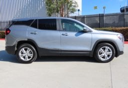2024 GMC Terrain SLE - Thumbnail 12