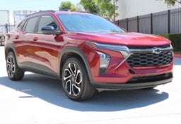 2024 Chevrolet Trax RS - Thumbnail 3