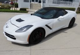 2017 Chevrolet Corvette Z51 - Thumbnail 2