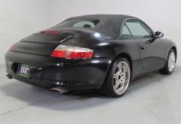 2004 Porsche 911 - Thumbnail 11