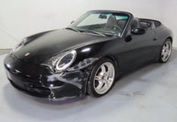 2004 Porsche 911 - Thumbnail 1