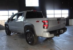 2024 Nissan Frontier  PRO-4X - Thumbnail 5