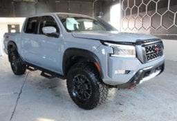 2024 Nissan Frontier  PRO-4X - Thumbnail 3