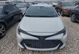 2021 Toyota Corolla Hatchback - Thumbnail 3