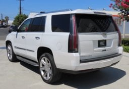 2016 Cadillac Escalade Luxury Collection - Thumbnail 5