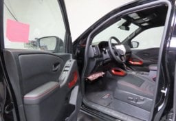 2026 Nissan Frontier PRO-4X - Thumbnail 18