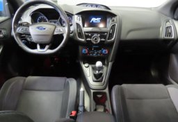 2017 Ford Focus RS - Thumbnail 29
