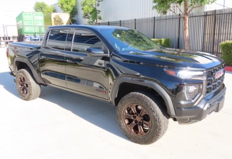 Picture of 2023 GMC Canyon AT4