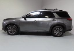 2022 Nissan Pathfinder SV - Thumbnail 5