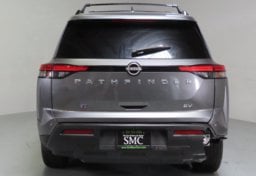 2022 Nissan Pathfinder SV - Thumbnail 12