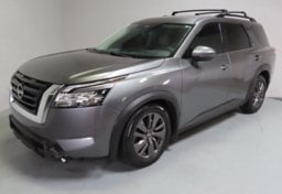 2022 Nissan Pathfinder SV - Thumbnail 2