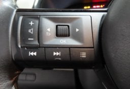 2022 Nissan Pathfinder SV - Thumbnail 35