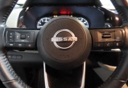 2022 Nissan Pathfinder SV - Thumbnail 31