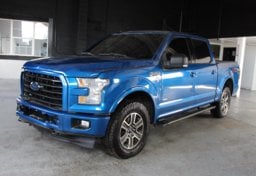2017 Ford F-150 4x4 XLT - Thumbnail 1