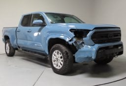 2026 Toyota Tacoma SR5 - Thumbnail 4