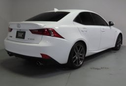 2016 Lexus IS 200t - Thumbnail 10