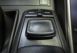 2016 Lexus IS 200t - Thumbnail 18