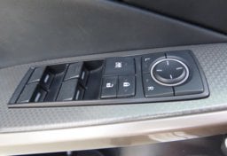 2016 Lexus IS 200t - Thumbnail 25