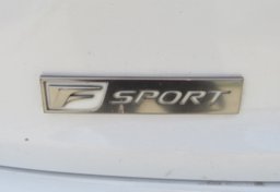2016 Lexus IS 200t - Thumbnail 17