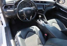 2019 Toyota Camry SE - Thumbnail 24