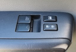2016 Nissan NV - Thumbnail 26