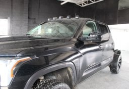 2024 Toyota Tundra 4x4 SR5 - Thumbnail 17