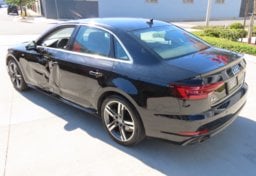 2018 Audi A4 ultra Premium Plus - Thumbnail 6