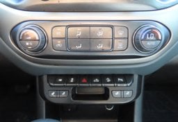 2022 Chevrolet Colorado Z71 - Thumbnail 17