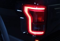 2018 Ford F-150 Raptor - Thumbnail 16