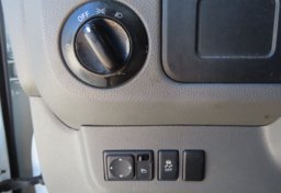 2020 Nissan NV - Thumbnail 26