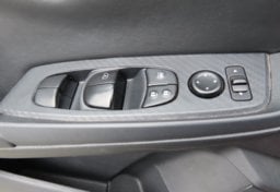 2025 Nissan Sentra SV - Thumbnail 30