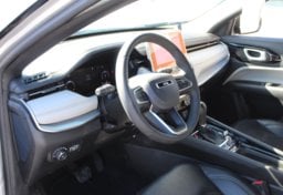 2025 Jeep Compass Limited - Thumbnail 32
