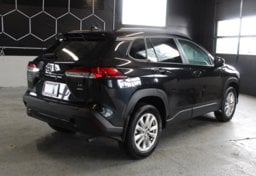 2024 Toyota Corolla Cross AWD LE - Thumbnail 9