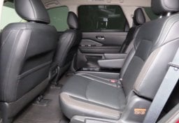 2023 Nissan Pathfinder AWD SL - Thumbnail 26
