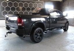2018 Ram 2500 Laramie Mega Cab - Thumbnail 11