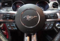 2021 Ford Mustang Premium - Thumbnail 31