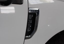 2017 Ford F-350 Super Duty - Thumbnail 35