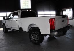 2017 Ford F-350 Super Duty - Thumbnail 8