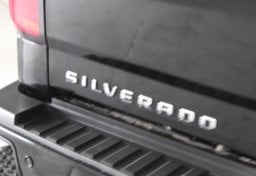 2019 Chevrolet Silverado 3500HD High Country - Thumbnail 24