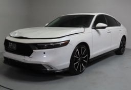 2024 Honda Accord Hybrid Touring - Thumbnail 3