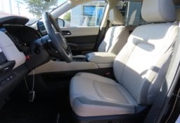 2023 Nissan Pathfinder SL - Thumbnail 27