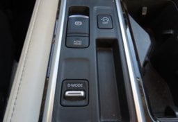 2023 Nissan Pathfinder SL - Thumbnail 13