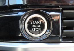 2023 Nissan Pathfinder SL - Thumbnail 16