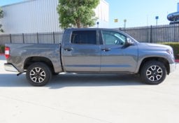 2021 Toyota Tundra SR5 - Thumbnail 5