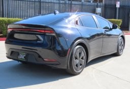 2024 Toyota Prius LE - Thumbnail 8