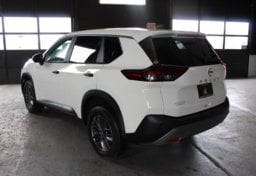 2023 Nissan Rogue s - Thumbnail 6