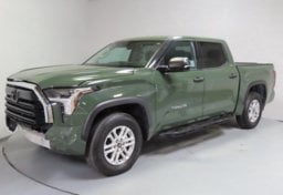 2022 Toyota Tundra SR5 - Thumbnail 4