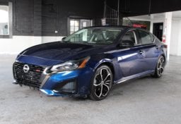 2024 Nissan Altima - Thumbnail 1